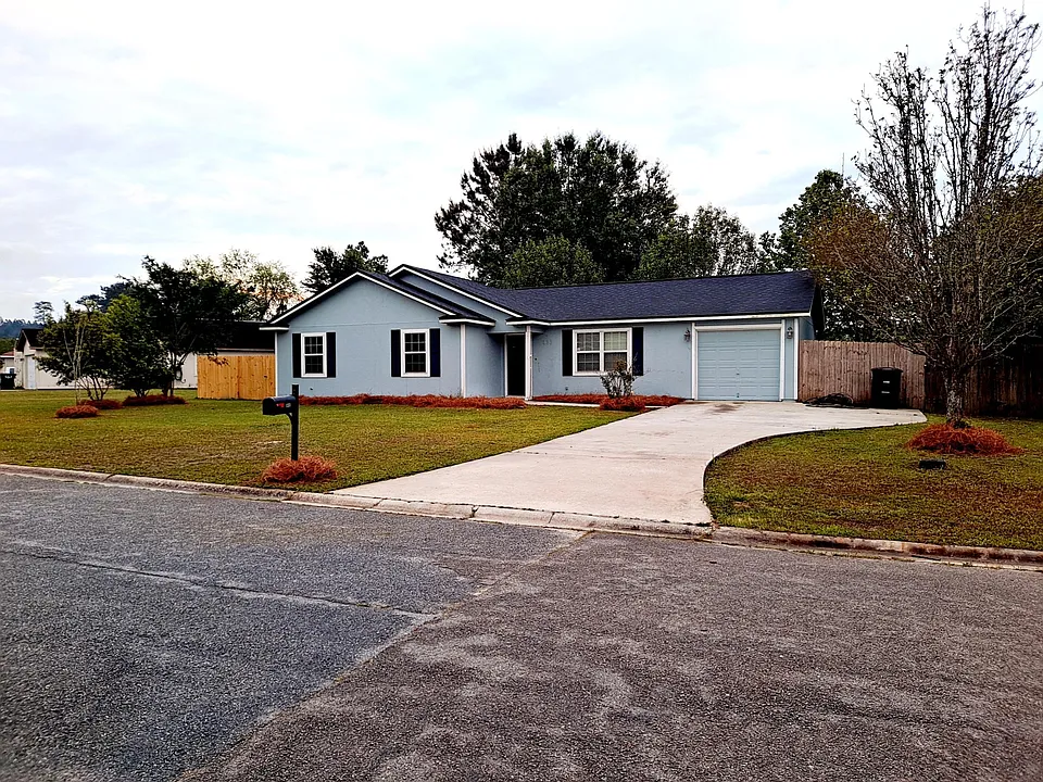 133 Julian Pl