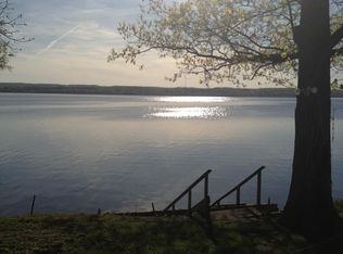 4734 E Lake Rd, Geneva, NY 14456