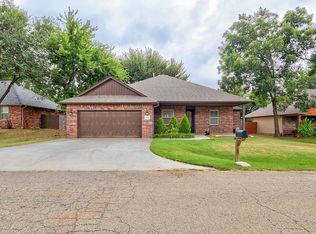 4916 W Oak Crest Rd, Stillwater, OK 74075