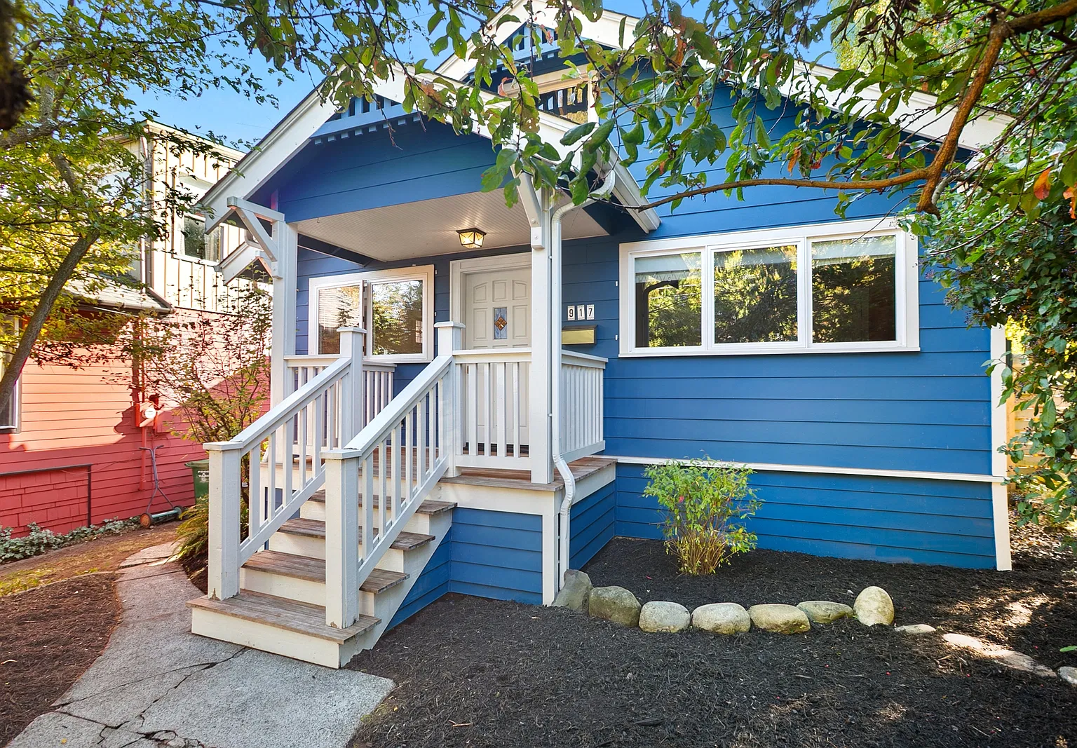 3 bed, 2.5 bath, 1650 sqft, $4,295 — Photo 3