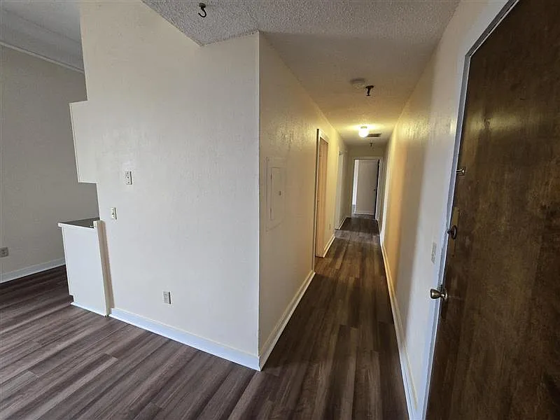 2 bed, 850 sqft, $1,475 — Photo 3