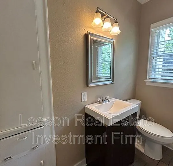 810 Rutherford St #A — Photo 10