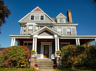 1031 E Jefferson Blvd, South Bend, IN 46617