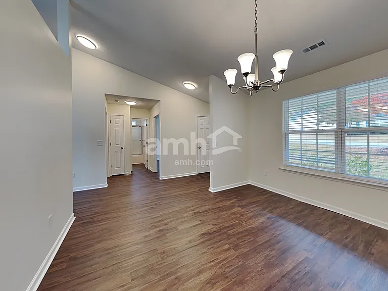 14 Annika Ct — Photo 6