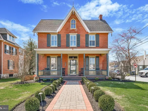 132 Pennsylvania Ave, Avondale, PA 19311