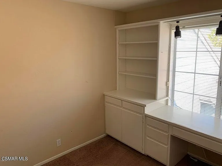 440 Jeremiah Dr #E — Photo 10