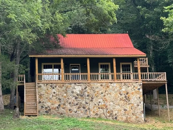 1956 Vanzant Bend Rd, Belvidere, TN 37306