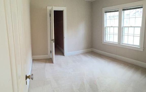 2nd image of 224 Thomas Ave S
