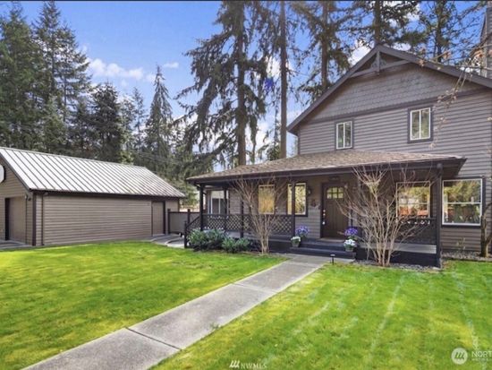 13826 Cascadian Way, Everett, WA 98208