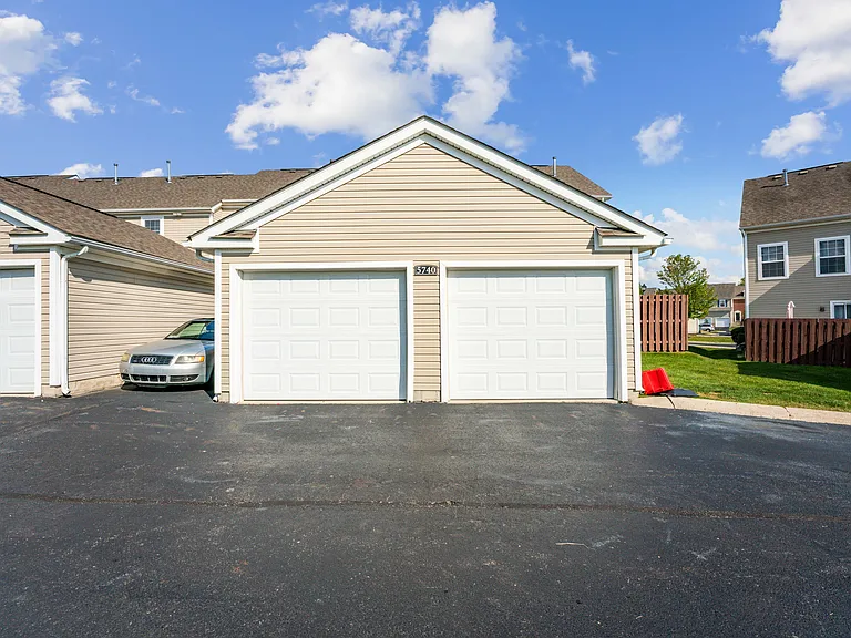 5757 High Rock Dr — Photo 9