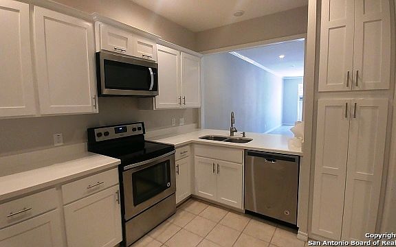 4th image of 7707 Broadway St