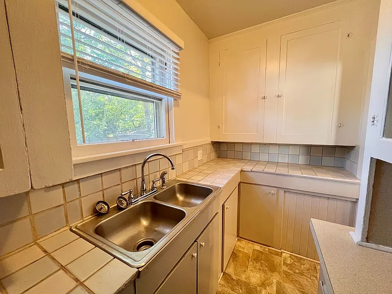 2916 SE 17th Ave — Photo 16