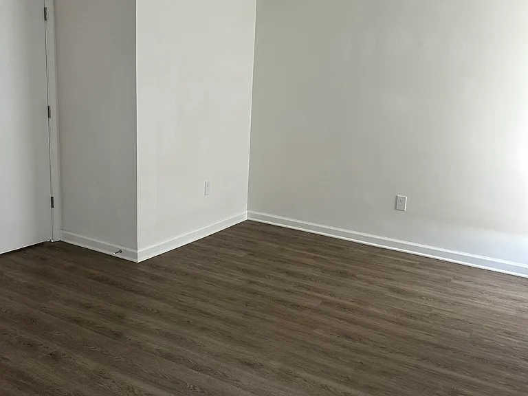 Midtown Estates — Photo 23