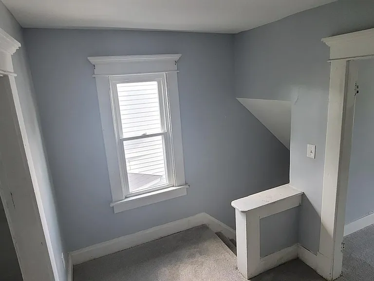 401 S Harris Ave — Photo 8