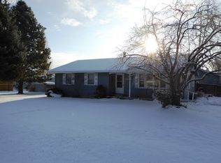 1545 4th St, Haines, OR 97833