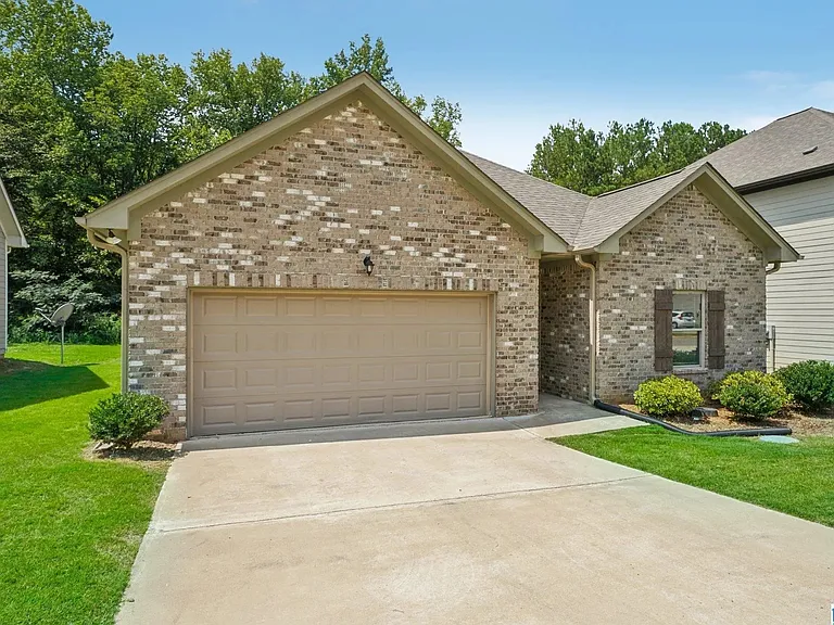 7944 Saint James Dr — Photo 1