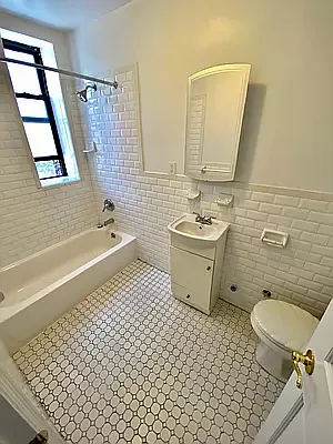 Rented by MOTION New York | media 19