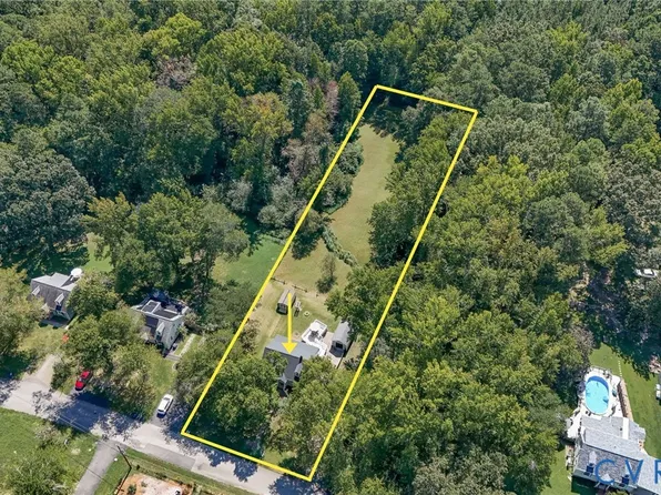 9925 S Wagstaff Cir, North Chesterfield, VA 23236