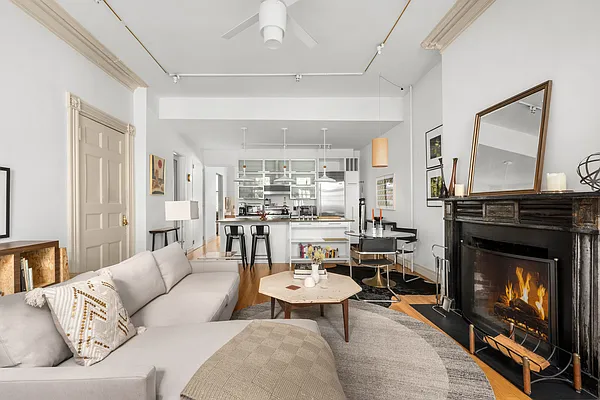 Rented by Compass | media 3