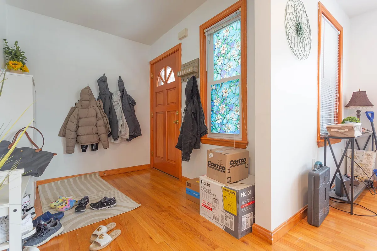 Building Photo - 62 Colborne Rd #62