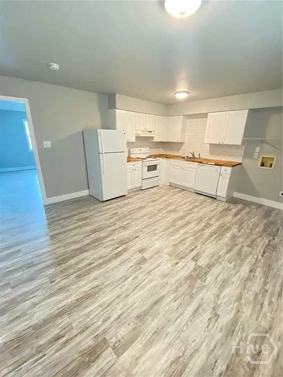 2 bed, 1.0 bath, 1008 sqft, $1,300 — Photo 4