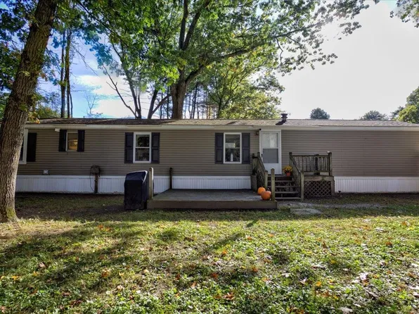 58 Woodland Shores Drive, Colchester, VT 05446