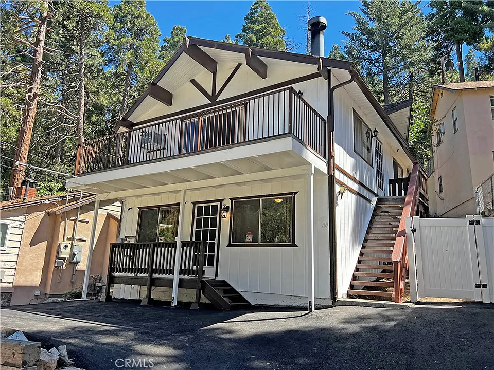969 Fern Dr