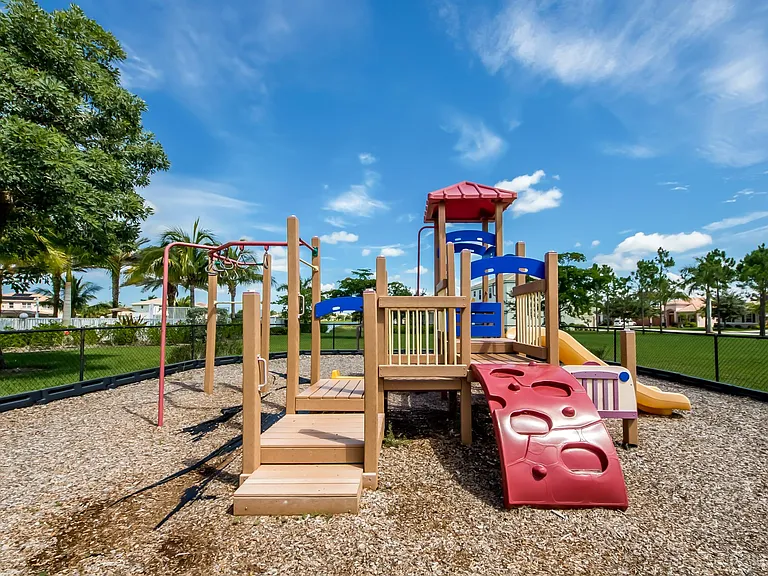 Blue Cypress Lake Ct — Photo 84