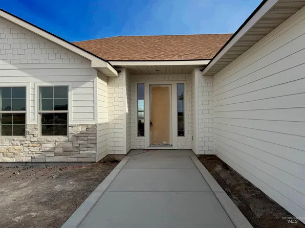 3706 N 2416 E, Filer, ID 83328