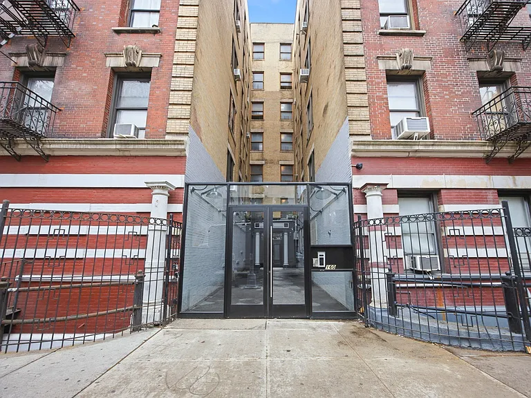 160 Wadsworth Ave #104 — Photo 1