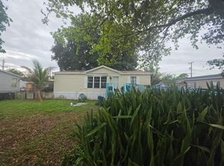 13310 SW 6th Ct, Davie, FL 33325