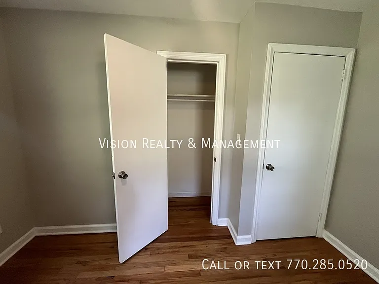 1148 Center St SW — Photo 28