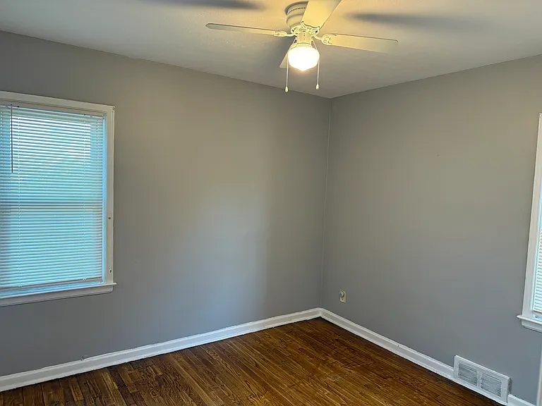 16840 Biltmore St — Photo 5