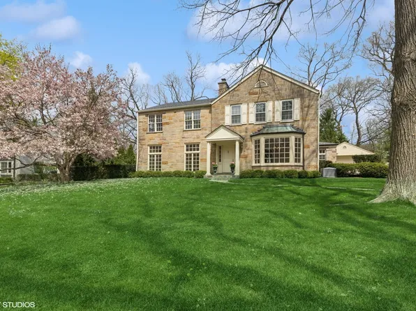 360 Linden Ave, Lake Forest, IL 60045