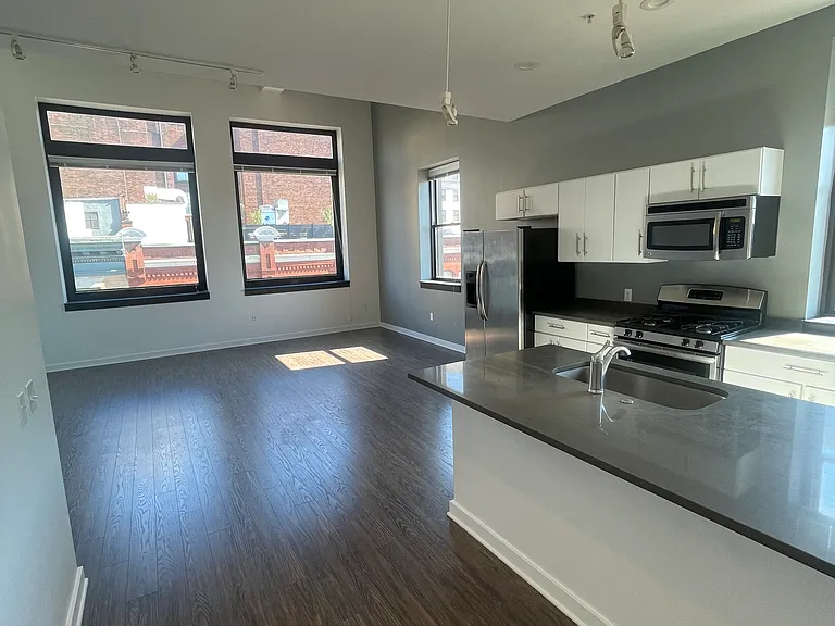 Lando Lofts — Photo 15