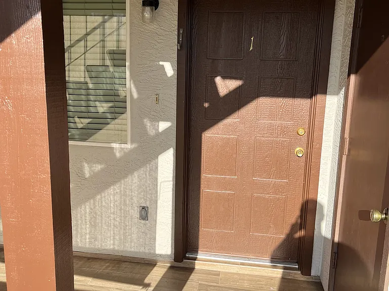 17835 N 40th Pl — Photo 2
