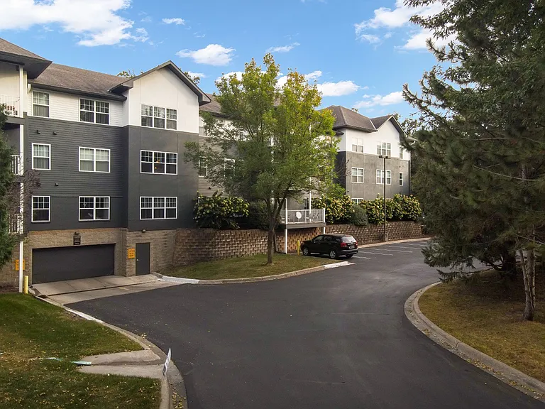 Chaska Place Apartments — Photo 44