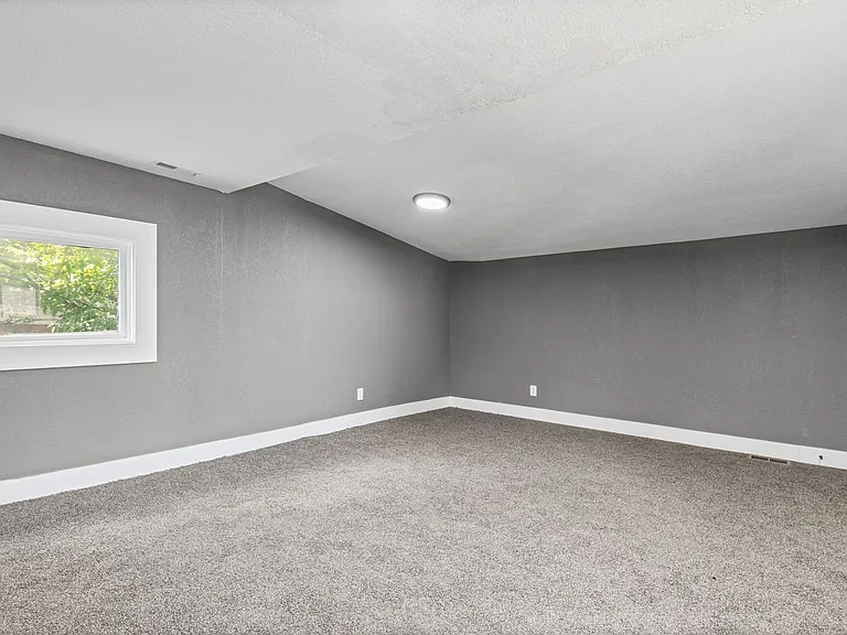 3828 Chestnut Ave — Photo 17