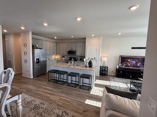 900 Tarragon Rd, Henderson, CO