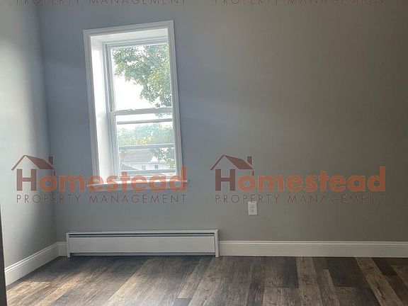 5th image of 806 Dekalb St APT 3