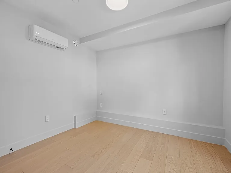 3410 Knight St — Photo 20