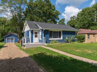 418 W Grant St, Plainwell, MI 49080