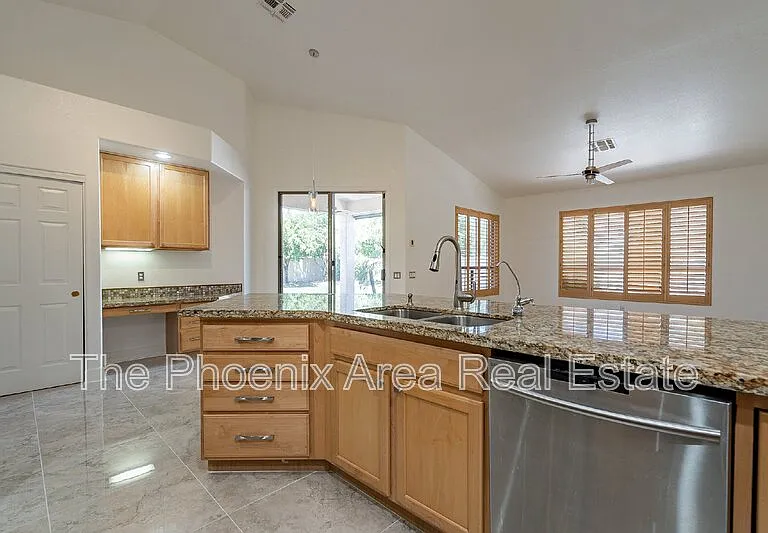 4663 S Oleander Dr — Photo 16