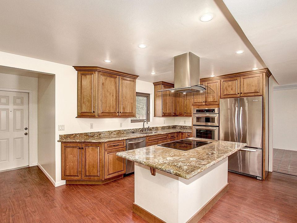 1st image of 11625 N 67TH Street