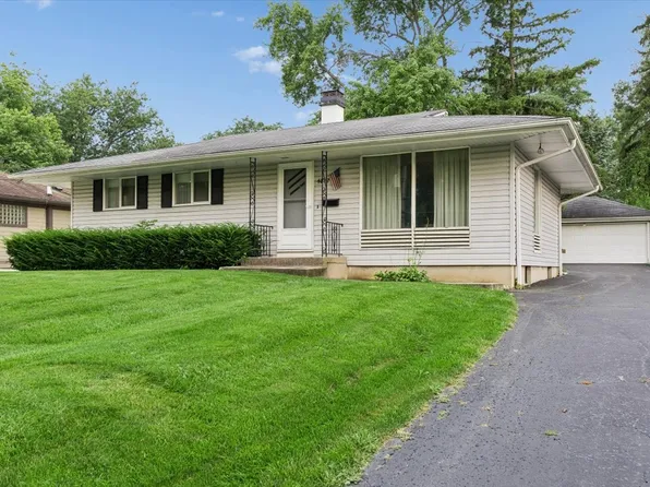 4812 Cumnor Rd, Downers Grove, IL 60515