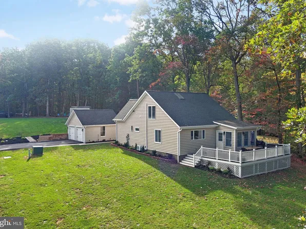 4093 Whitewood Dr, Nokesville, VA 20181