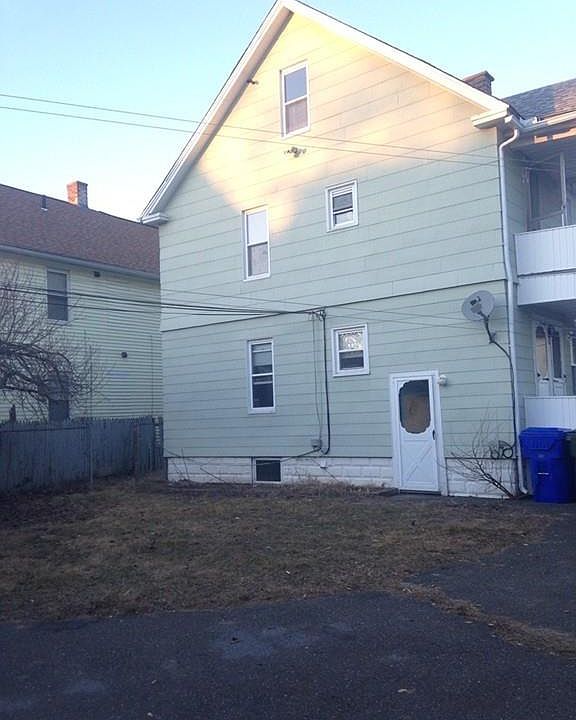 2nd image of 32-34 Cherrelyn St