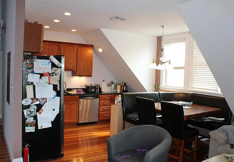 73 Perthshire Rd #B — Photo 1