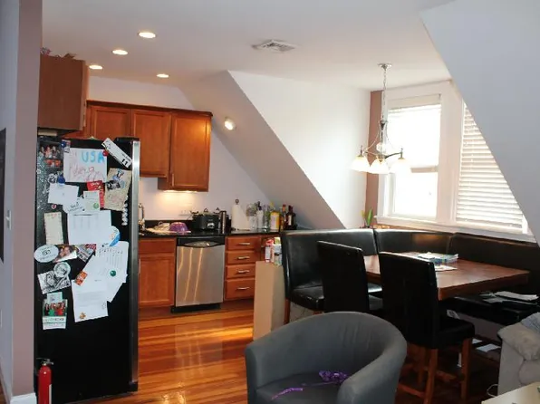 73 Perthshire Rd #B, Brighton, MA 02135