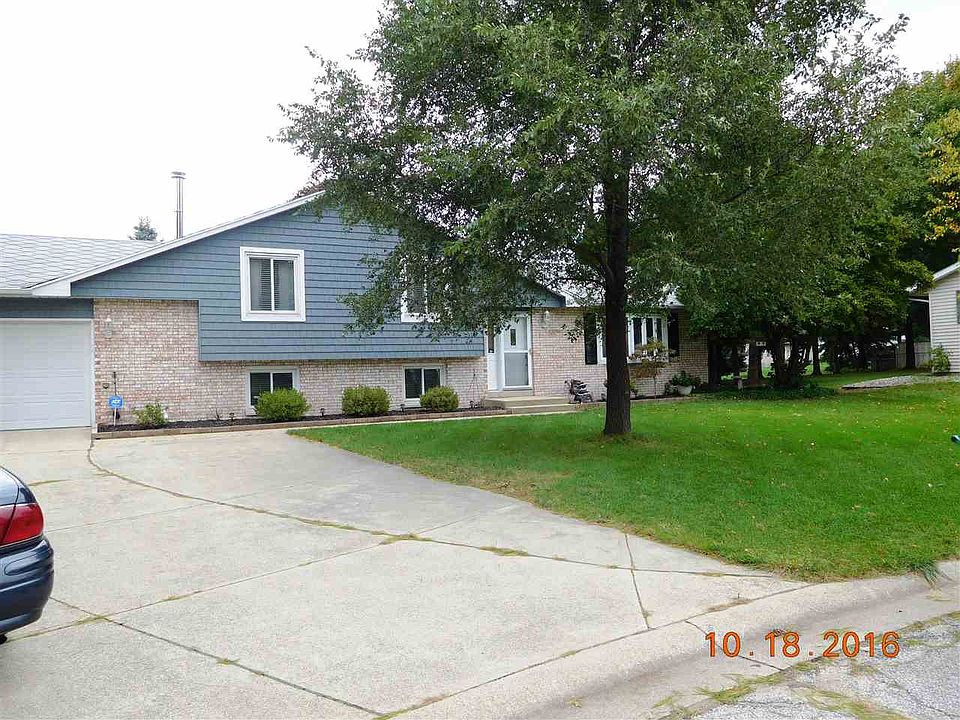 1st image of 18371 Coventry Ct